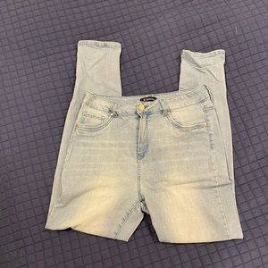 Light, Skinny Jeans— worn once!